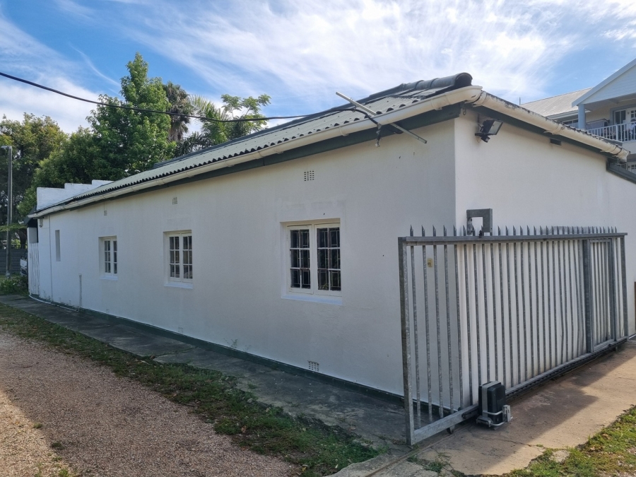 6 Bedroom Property for Sale in Knysna Central Western Cape